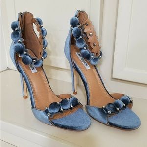 Cape Robbin Alza Smokey Grey Pom Pom heels